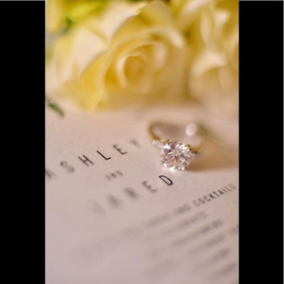 7.26Ct Round Cut Solitaire Ring VVS1 3Pcs Diamond - Picture 4 of 16